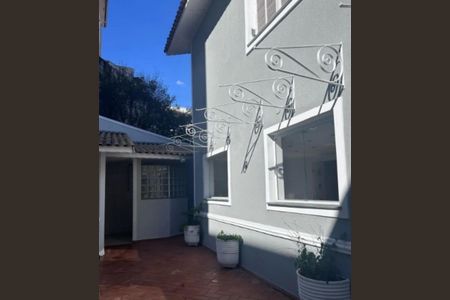 Foto 02 de casa à venda com 4 quartos, 300m² em Vila Irmaos Arnoni, São Paulo