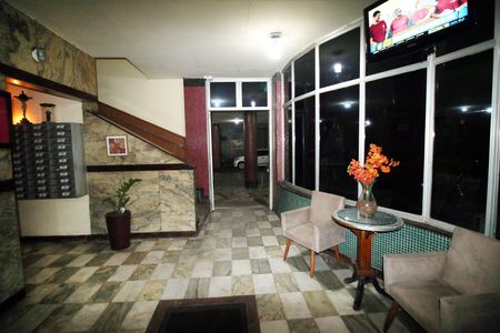 Apartamento à venda com 72m², 2 quartos e 1 vagaÁrea comum - Hall de entrada