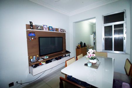 Apartamento à venda com 72m², 2 quartos e 1 vagaSala