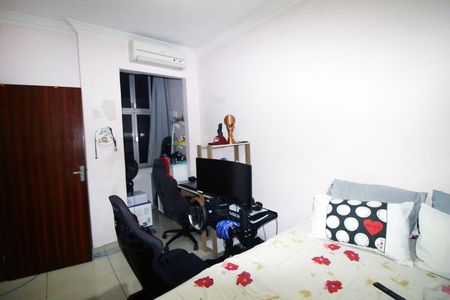 Apartamento à venda com 72m², 2 quartos e 1 vagaQuarto 2