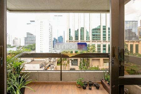 Apartamento à venda com 3 quartos, 225m² em Itaim Bibi, São Paulo