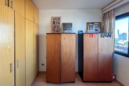 Apartamento à venda com 111m², 3 quartos e 2 vagas Apartamento à venda com 111m², 3 quartos e 2 vagasQuarto