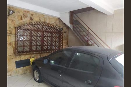 Casa à venda com 115m², 4 quartos e 2 vagas