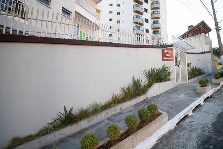 Apartamento para alugar com 58m², 2 quartos e 1 vaga Apartamento para alugar com 58m², 2 quartos e 1 vagaFachada