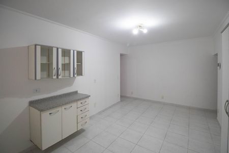 Sala / Cozinha de casa para alugar com 1 quarto, 50m² em Horto Florestal, São Paulo