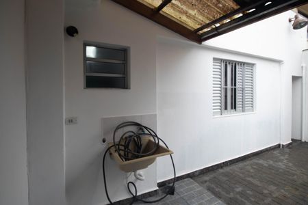 Casa para alugar com 50m², 1 quarto e sem vaga Casa para alugar com 50m², 1 quarto e sem vagaQuintal / Área de Serviço