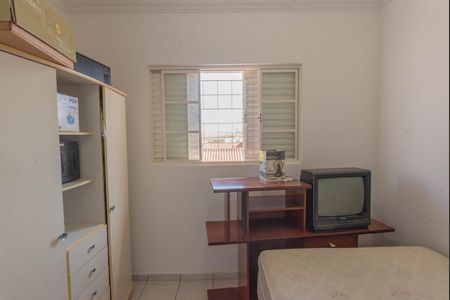Casa para alugar com 250m², 2 quartos e 2 vagas Casa para alugar com 250m², 2 quartos e 2 vagasSuite