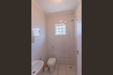 Casa para alugar com 250m², 2 quartos e 2 vagas Casa para alugar com 250m², 2 quartos e 2 vagasBanheiro da Suíte
