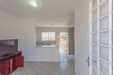 Sala de casa para alugar com 2 quartos, 250m² em Parque Jambeiro, Campinas