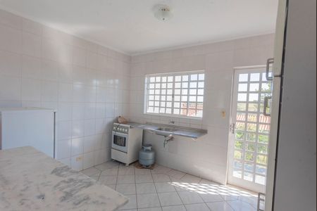 Casa para alugar com 250m², 2 quartos e 2 vagas Casa para alugar com 250m², 2 quartos e 2 vagasCozinha