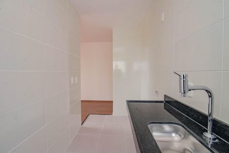Apartamento para alugar com 44m², 2 quartos e 1 vaga Apartamento para alugar com 44m², 2 quartos e 1 vagaCozinha e Área de Serviço