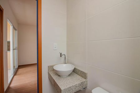 Apartamento para alugar com 44m², 2 quartos e 1 vaga Apartamento para alugar com 44m², 2 quartos e 1 vagaBanheiro