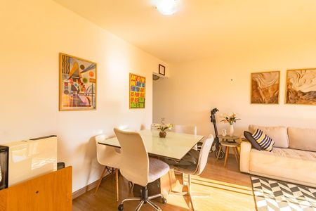 Apartamento para alugar com 60m², 2 quartos e 1 vaga
