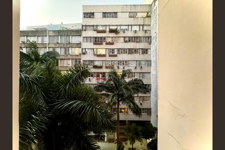 Apartamento à venda com 54m², 1 quarto e sem vaga