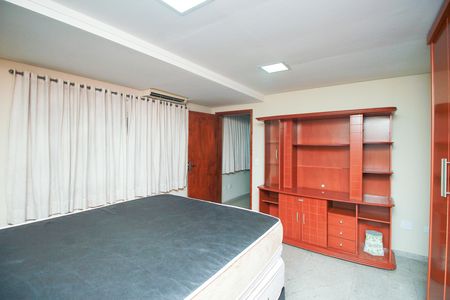 Apartamento para alugar com 71m², 1 quarto e 1 vagaSuíte