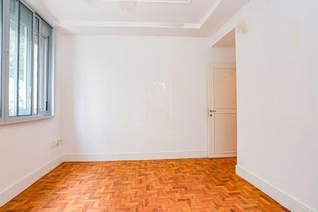 Apartamento à venda com 3 quartos, 228m² em Bela Vista, São Paulo