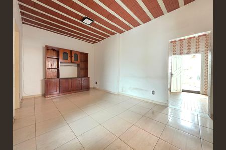Sala  de casa à venda com 3 quartos, 184m² em Concórdia, Belo Horizonte