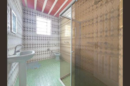 Casa à venda com 184m², 3 quartos e 3 vagas Casa à venda com 184m², 3 quartos e 3 vagasBanheiro