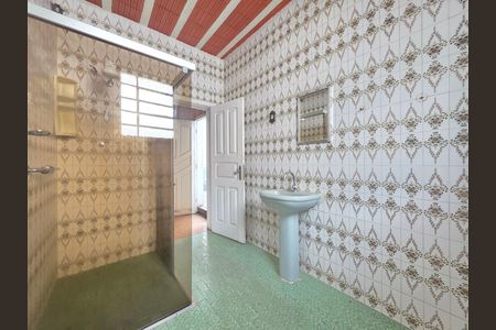 Casa à venda com 184m², 3 quartos e 3 vagas Casa à venda com 184m², 3 quartos e 3 vagasBanheiro