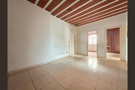 Sala  de casa à venda com 3 quartos, 184m² em Concórdia, Belo Horizonte