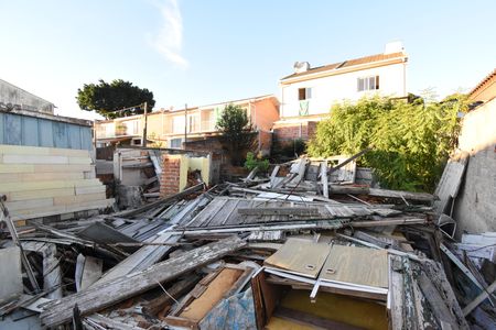 Casa à venda com 145m², 1 quarto e 5 vagasLote