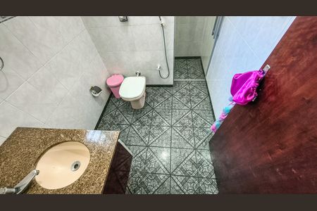 Casa para alugar com 114m², 2 quartos e 2 vagas Casa para alugar com 114m², 2 quartos e 2 vagasBanheiro da Suíte 1