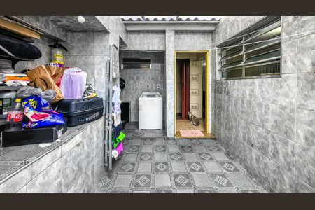 Casa para alugar com 114m², 2 quartos e 2 vagas Casa para alugar com 114m², 2 quartos e 2 vagasÁrea de Serviço