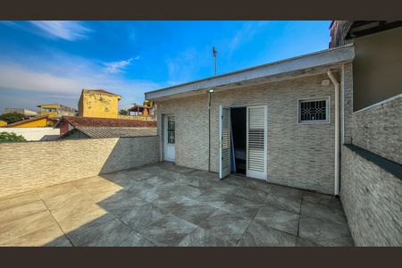 Casa para alugar com 114m², 2 quartos e 2 vagas Casa para alugar com 114m², 2 quartos e 2 vagasVaranda da Suíte 2