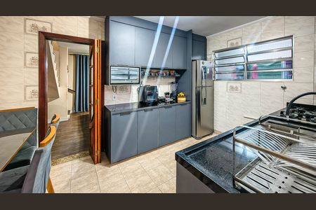 Casa para alugar com 114m², 2 quartos e 2 vagas Casa para alugar com 114m², 2 quartos e 2 vagasCozinha