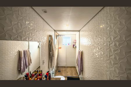 Casa para alugar com 114m², 2 quartos e 2 vagas Casa para alugar com 114m², 2 quartos e 2 vagasBanheiro da Suíte 2
