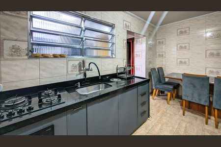 Casa para alugar com 114m², 2 quartos e 2 vagas