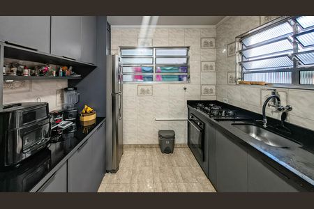 Casa para alugar com 114m², 2 quartos e 2 vagas Casa para alugar com 114m², 2 quartos e 2 vagasCozinha