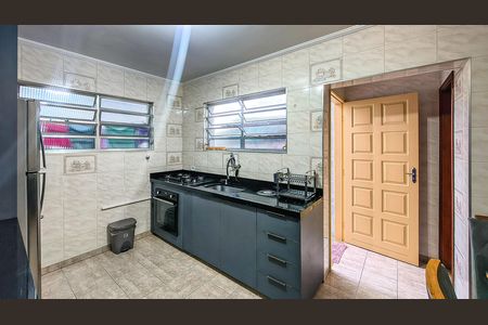Casa para alugar com 114m², 2 quartos e 2 vagas Casa para alugar com 114m², 2 quartos e 2 vagasCozinha