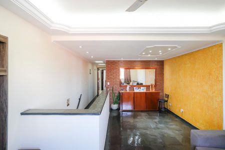 Casa à venda com 188m², 3 quartos e 3 vagasSala