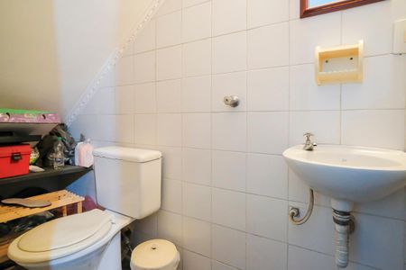 Casa à venda com 188m², 3 quartos e 3 vagasBanheiro do quintal