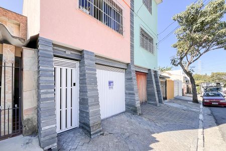 Casa à venda com 188m², 3 quartos e 3 vagasFachada + plaquinha 