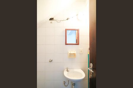 Casa à venda com 188m², 3 quartos e 3 vagasBanheiro do quintal