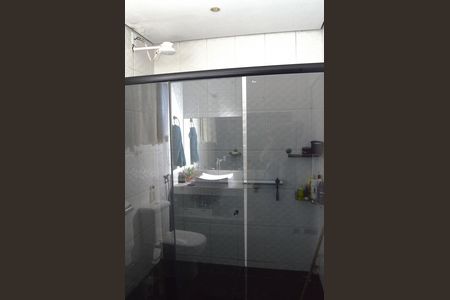 Casa para alugar com 300m², 5 quartos e 2 vagasBanheiro 1