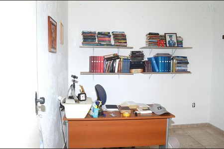 Casa para alugar com 300m², 5 quartos e 2 vagasQuarto 4