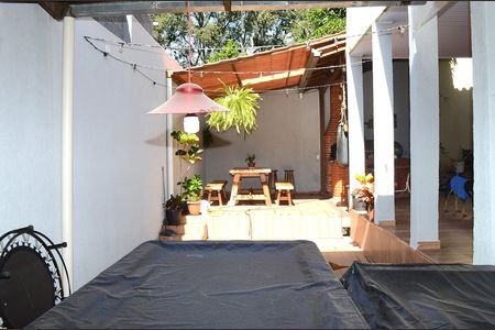 Casa para alugar com 300m², 5 quartos e 2 vagasÁrea externa