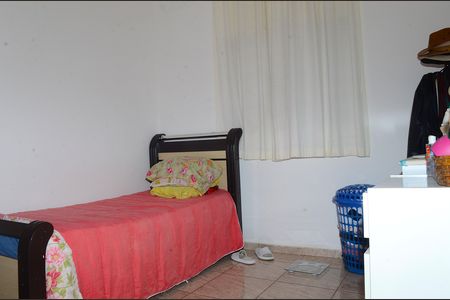Casa para alugar com 300m², 5 quartos e 2 vagasQuarto 2