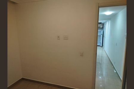 Foto 14 de apartamento para alugar com 2 quartos, 40m² em Jardim Sao Saverio, São Paulo