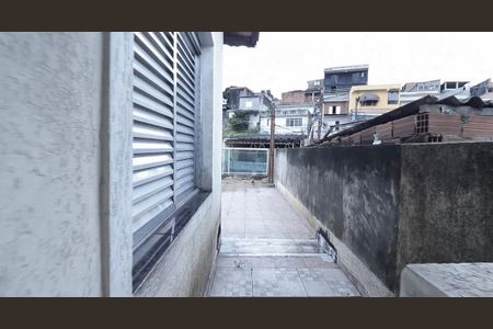 Casa à venda com 100m², 3 quartos e 2 vagas