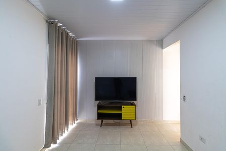 Casa para alugar com 120m², 3 quartos e 1 vaga Casa para alugar com 120m², 3 quartos e 1 vagaSuíte