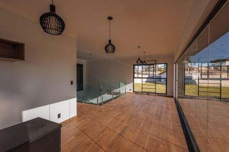 Casa de condomínio para alugar com 260m², 3 quartos e 4 vagas Casa de condomínio para alugar com 260m², 3 quartos e 4 vagasSala