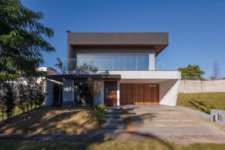 Casa de condomínio para alugar com 260m², 3 quartos e 4 vagas Casa de condomínio para alugar com 260m², 3 quartos e 4 vagasFachada da Casa