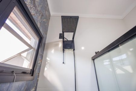 Casa de condomínio para alugar com 260m², 3 quartos e 4 vagas Casa de condomínio para alugar com 260m², 3 quartos e 4 vagasBanheiro Demi Suítes
