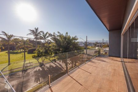 Casa de condomínio para alugar com 260m², 3 quartos e 4 vagas Casa de condomínio para alugar com 260m², 3 quartos e 4 vagasVaranda da Sala