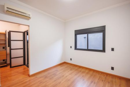 Casa de condomínio para alugar com 260m², 3 quartos e 4 vagas Casa de condomínio para alugar com 260m², 3 quartos e 4 vagasSuíte Master