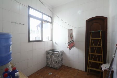 Apartamento para alugar com 380m², 3 quartos e 2 vagas Apartamento para alugar com 380m², 3 quartos e 2 vagasÁrea de Serviço